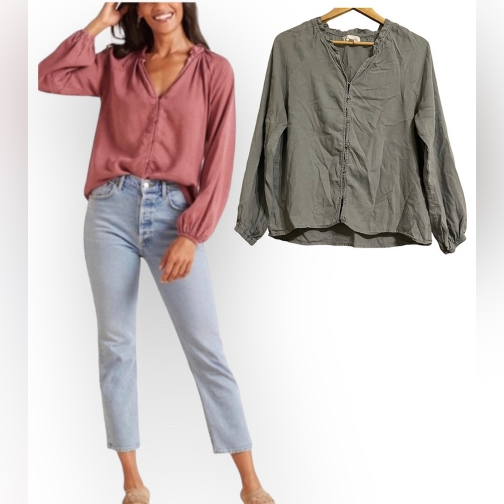CLOTH AND STONE Green Raglan Ruffle‎ Neck Blouse